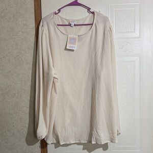 LuLaRoe Cream Long Sleeve Blouse